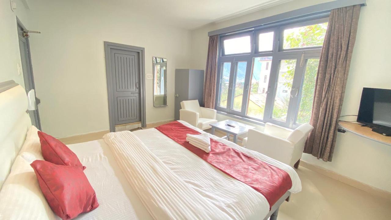 Hotel Meadows View, Near Mall Road Manali 외부 사진